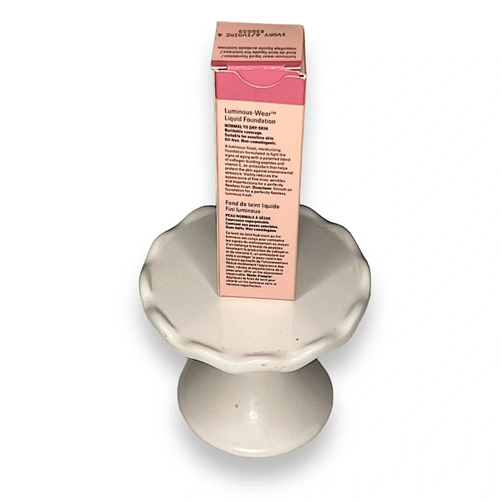 NIB! Mary Kay Luminous Ivory 4 Timewise Liquid Foundation #038699